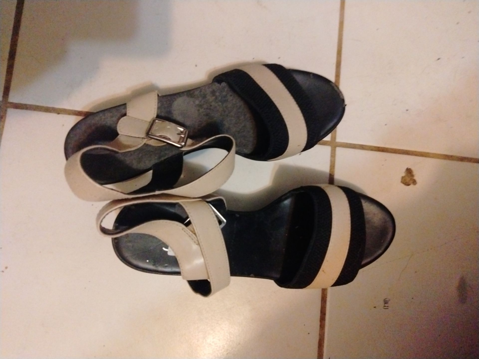 Pair of heels ๐