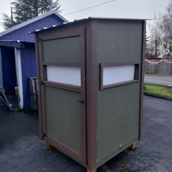 Hunters Shed/ Cover Unit