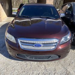 2011 Ford Taurus