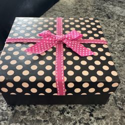 6 Square Boxes (Riverside)