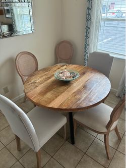 Dining room table and five chairs