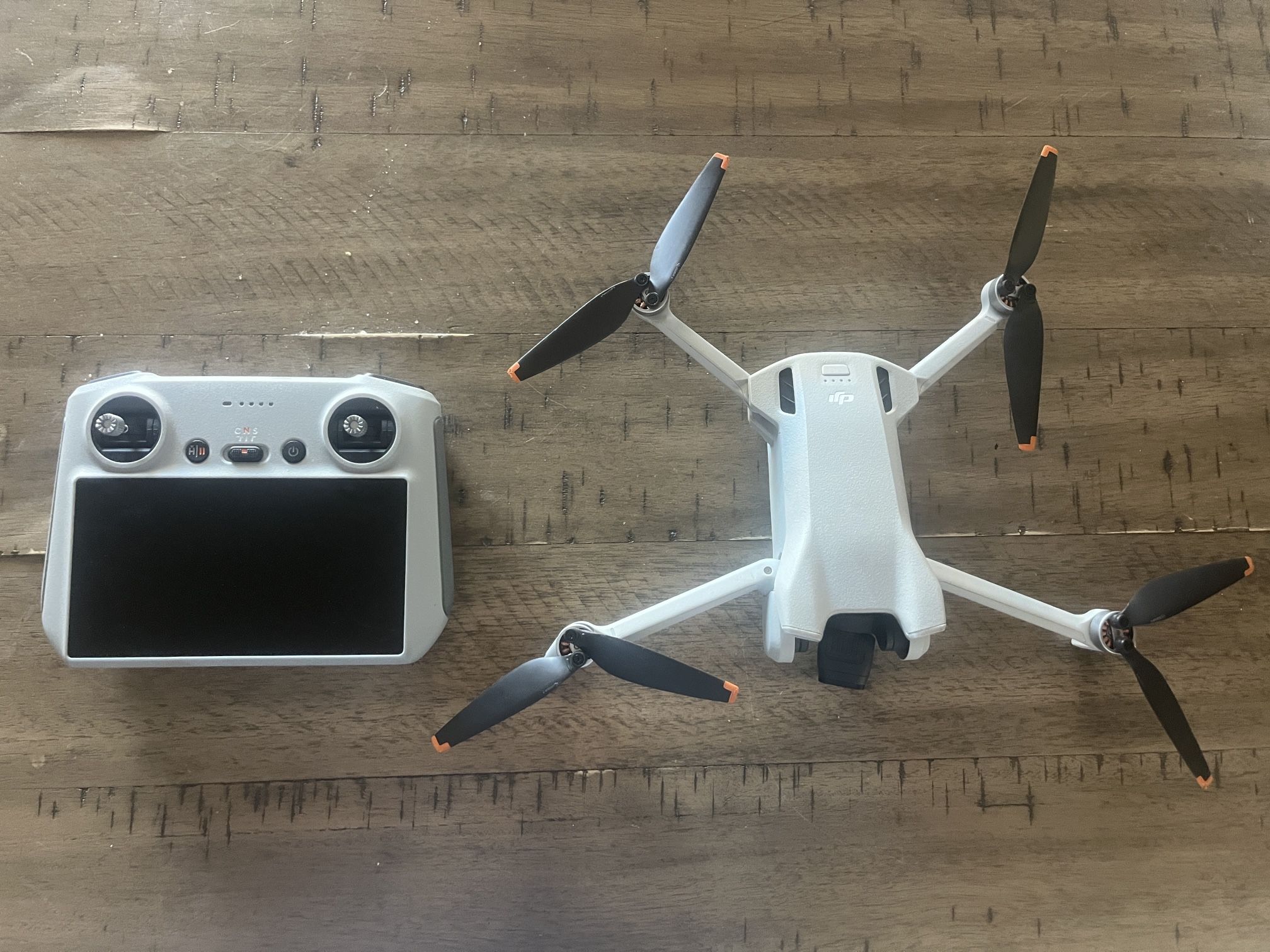 Selling my DJI Mini 3 drone combo with the DJI RC (built-in screen controller)