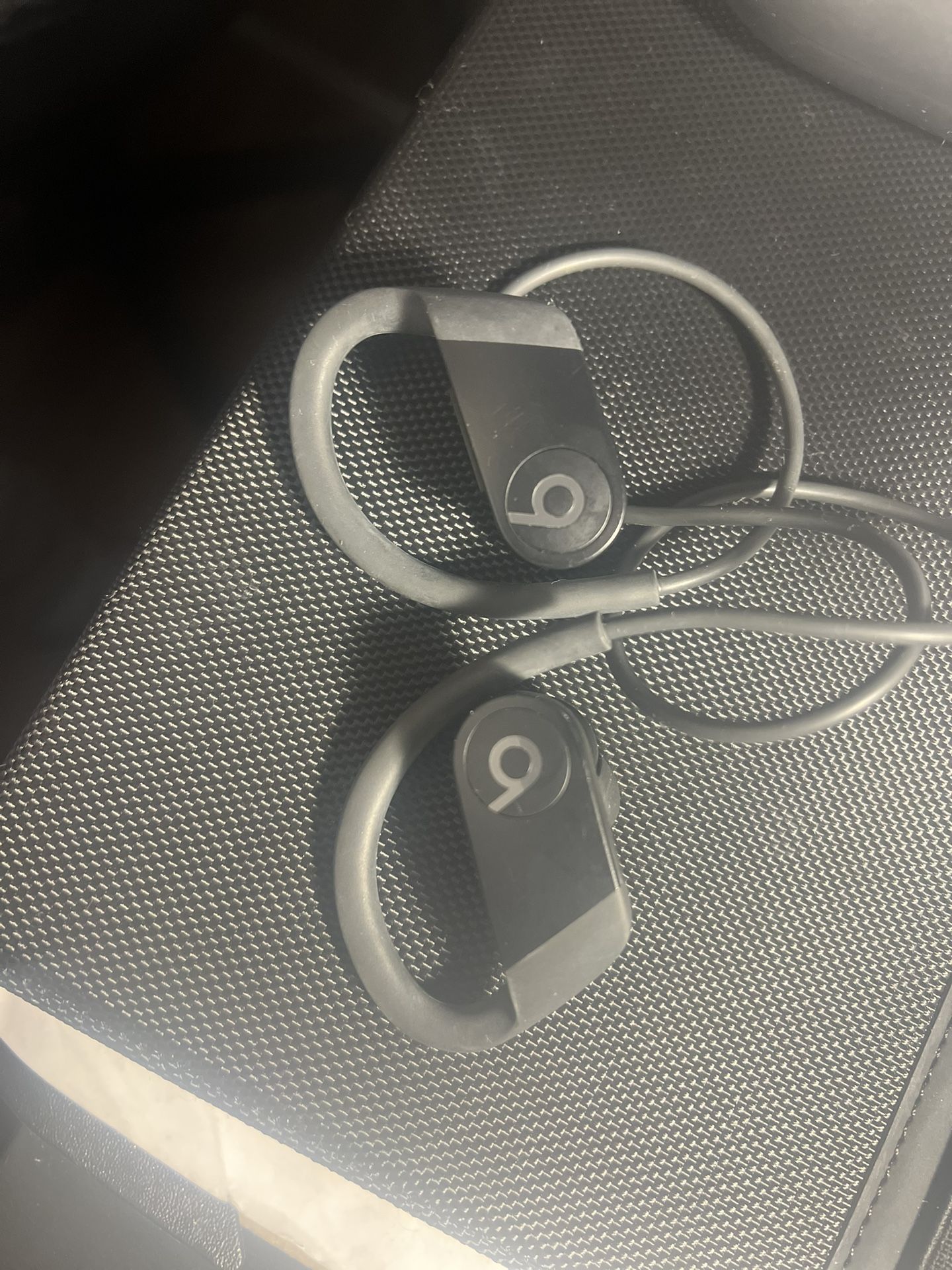 Powerbeats 3