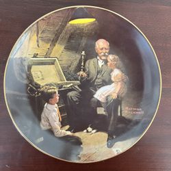 Norman Rockwell Collector Plate: Grandpa's Treasure Chest with COA ($10)