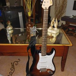                🎸 Guitar and Soft Carry-ing Case