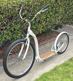 Schwinn Shuffle Kick Scooter Big 26" Air Fill 20" Beach Cruiser