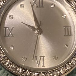  Ladies Quartz Watch