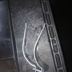 UNISTRUT P1121 Pipe Clamp 4in.