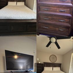 King-size Solid Wood Bedroom Set
