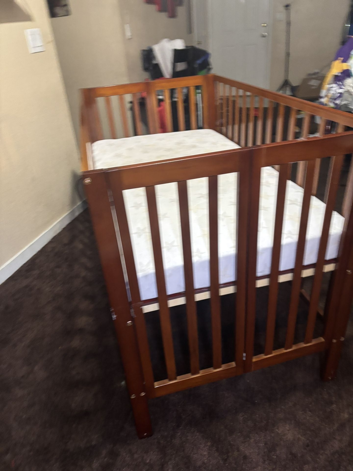 Baby Crib 