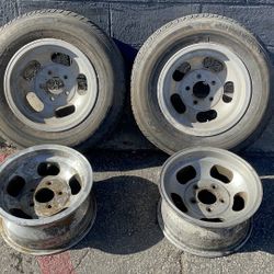 14-inch Slotted mag style aluminum wheels for classic Chevrolet and GM cars with a 5 on 4.75