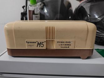 Vintage Lyman Ohaus M5 Precision Reloading Beam Scale – Complete w/ Cover & Pan