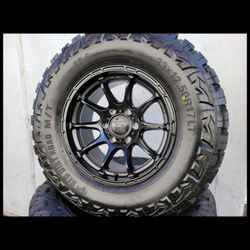 17" FUEL rims  w/ 33" RBP tires 