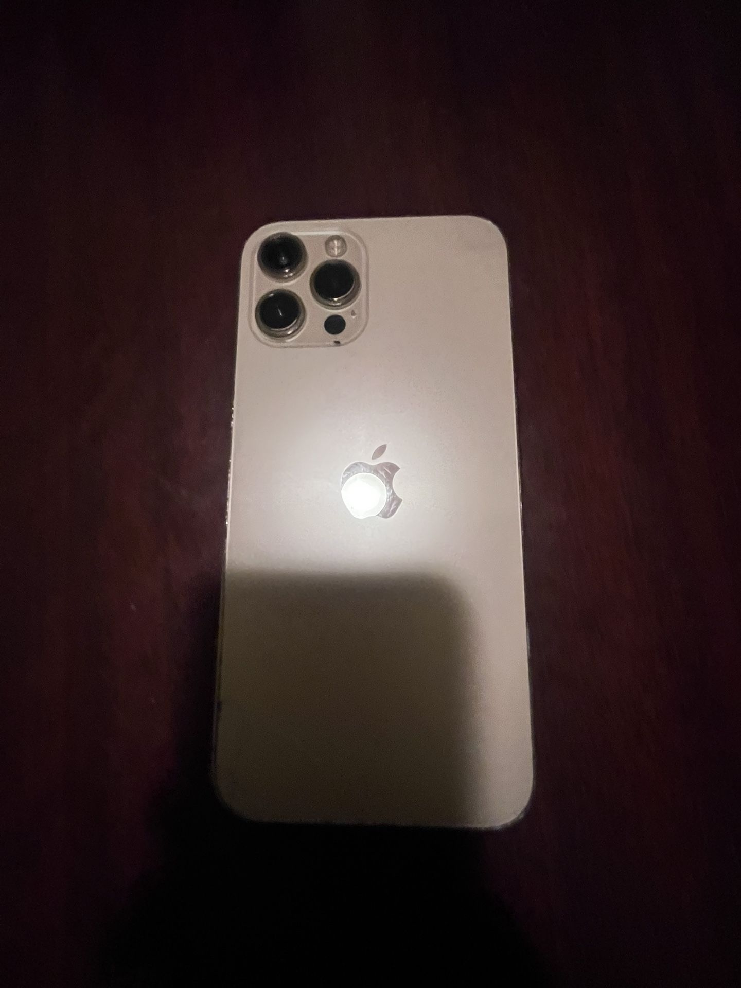 Iphone 12 pro max ( unlocked)