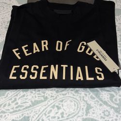 Fear Of God Essential Small 