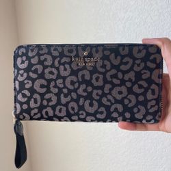 Kate Spade Chelsea Leopard Continental Wallet