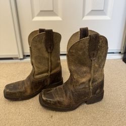 Boys Size 10 Ariat Rambler Western Boots