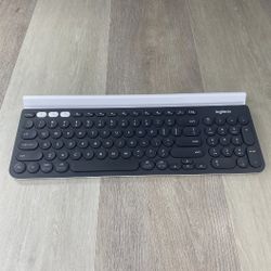 Logitech K780 Full Size Keyboard - Graphite 
