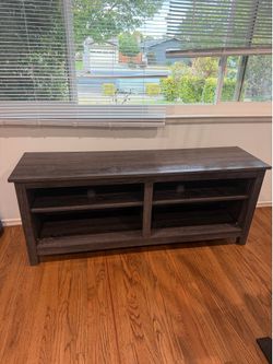 Tv console