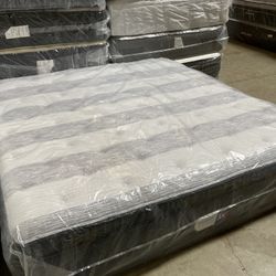 King Simmons Beautyrest Platinum Plush PillowTop Mattress 