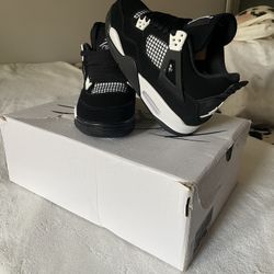 Jordan Air 4 Black And White Mid Top Basketball Sneakers 