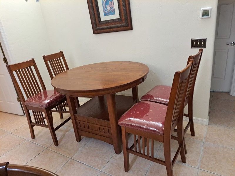 Kitchen high table with 4 chair sets