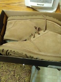 Man UGG size 12