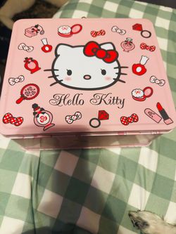 Hello Kitty Tin Lunch Box