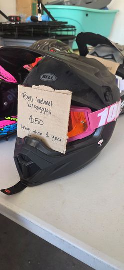 Dirtbike helmet