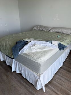 Queen Mattress with Box Spring