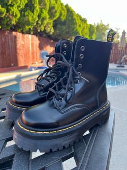 Dr. Martens Jadon Black Leather Platform Lace-Up Zipper Boots Women’s US 7