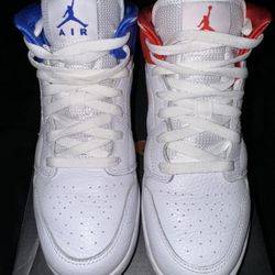 Jordan Mid Youth