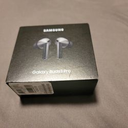 Samsung Pro 3 Earbuds Like New. Trading