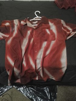 Men's Red Patterned Short Sleeve Button-Up Shirt