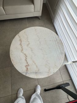Cofre table