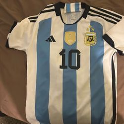 Lionel Messi  2022 World Cup Jersey Size  Small  