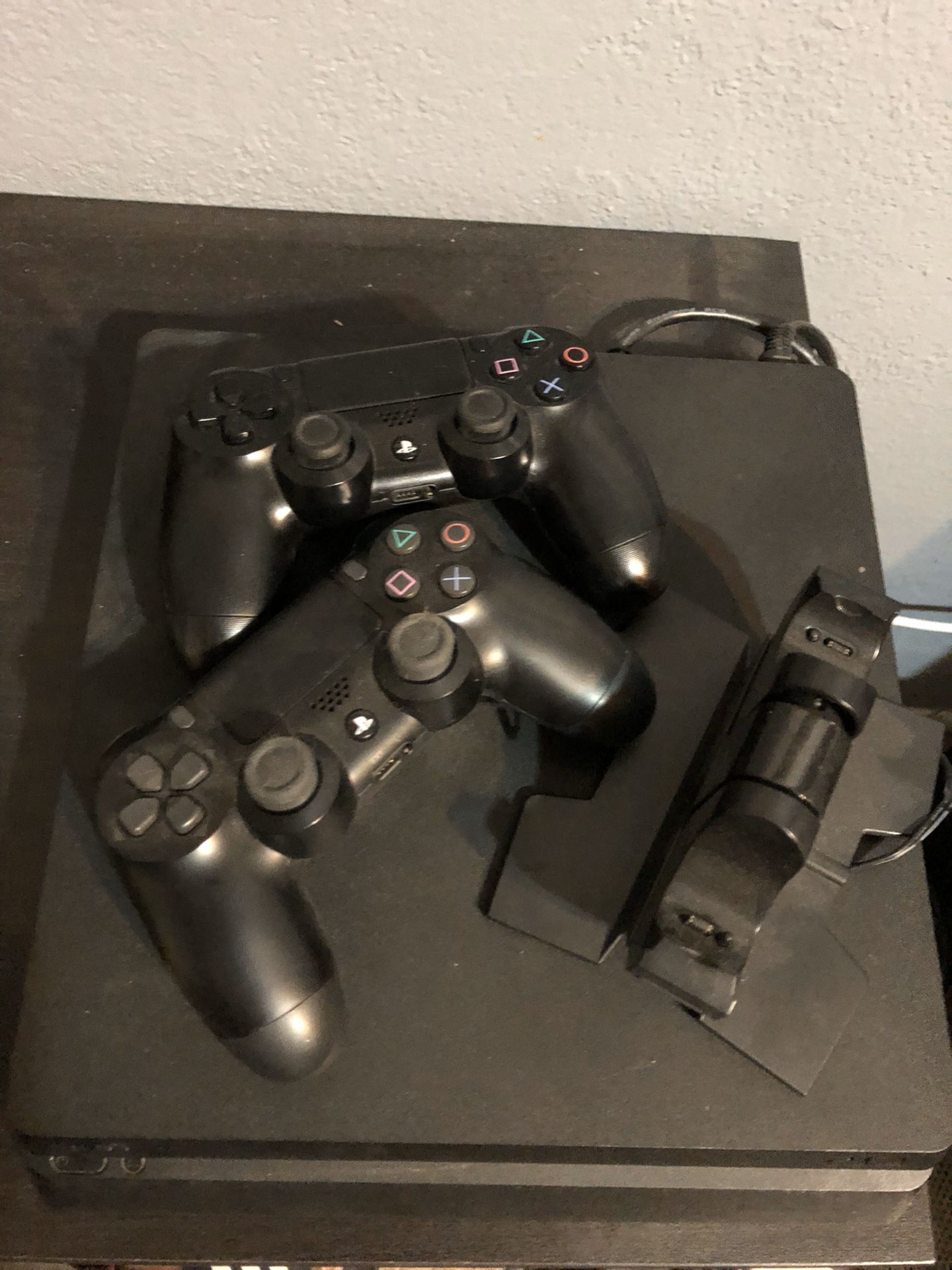 PS4 console & games