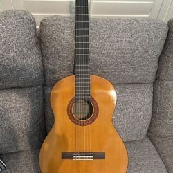 Yamaha Guitar C-40