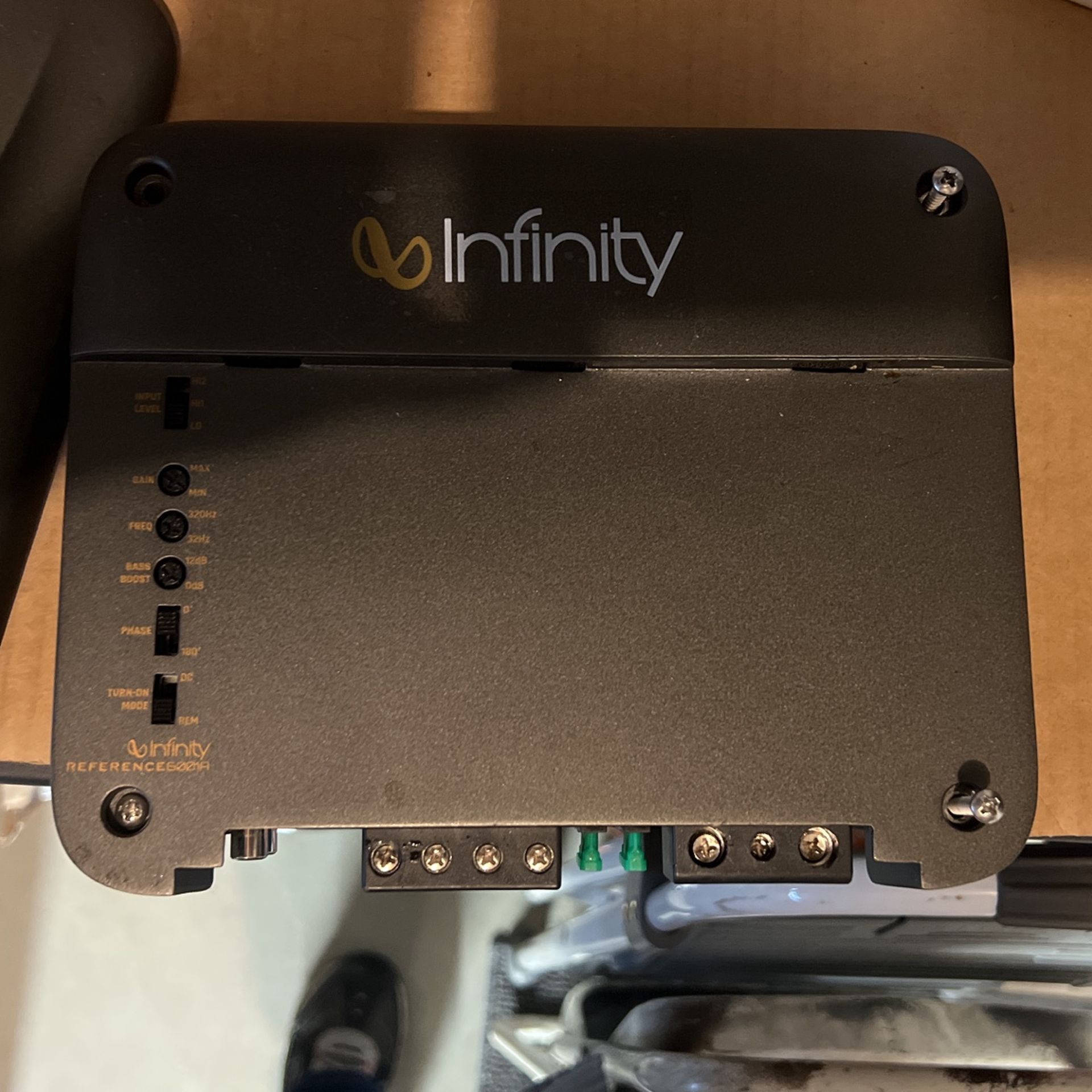 INFINITY REFERENCE 6001A AMP