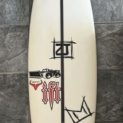 JS Surfboard 