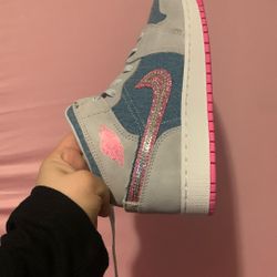 Brand New Shoe Girls Size 4.5 