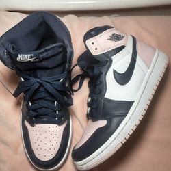 Air Jordan 1 Retro High OG size 7