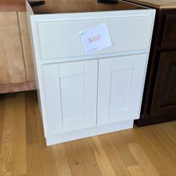 New 24” White Shaker Vanity