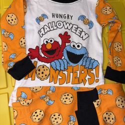 New 9mos Or 24mos Pajama Set