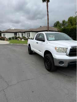 2010 Toyota tundra