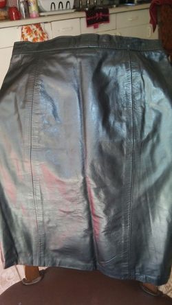 Outerwear by phoenix size 5-6 but it fits a size 1