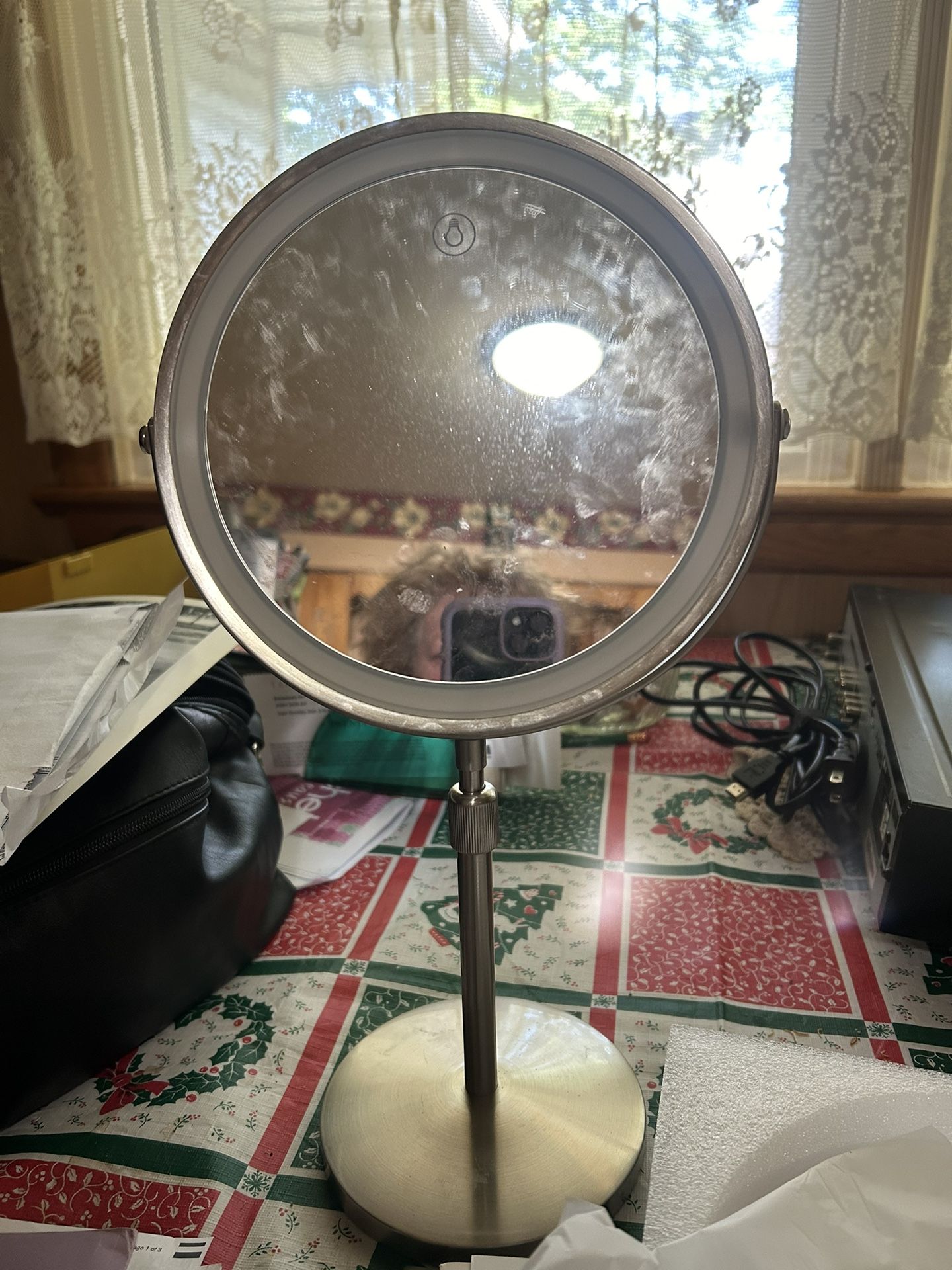 8” Lighted Makeup Mirror