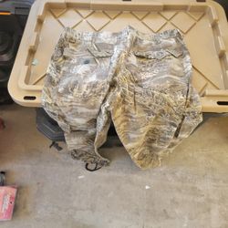 32x34 Real Tree Camo Hunting Pants