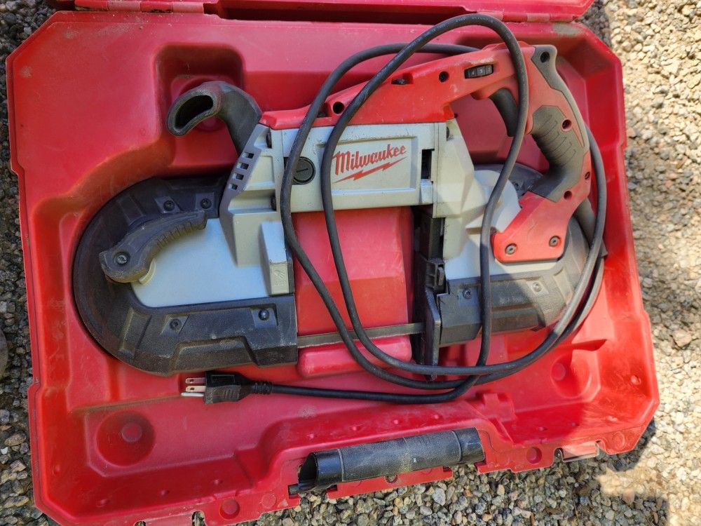 Milwaukee Bandsaw