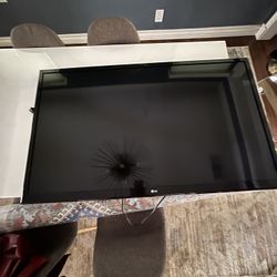 55 Inch LG TV 
